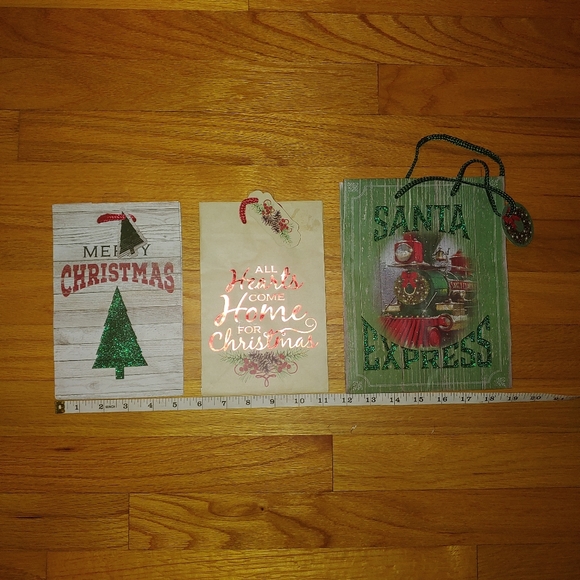 $5 Bundle of 3 Christmas Gift Bags Santa Express Train Xmas Trees Holiday Bags - Picture 3 of 7